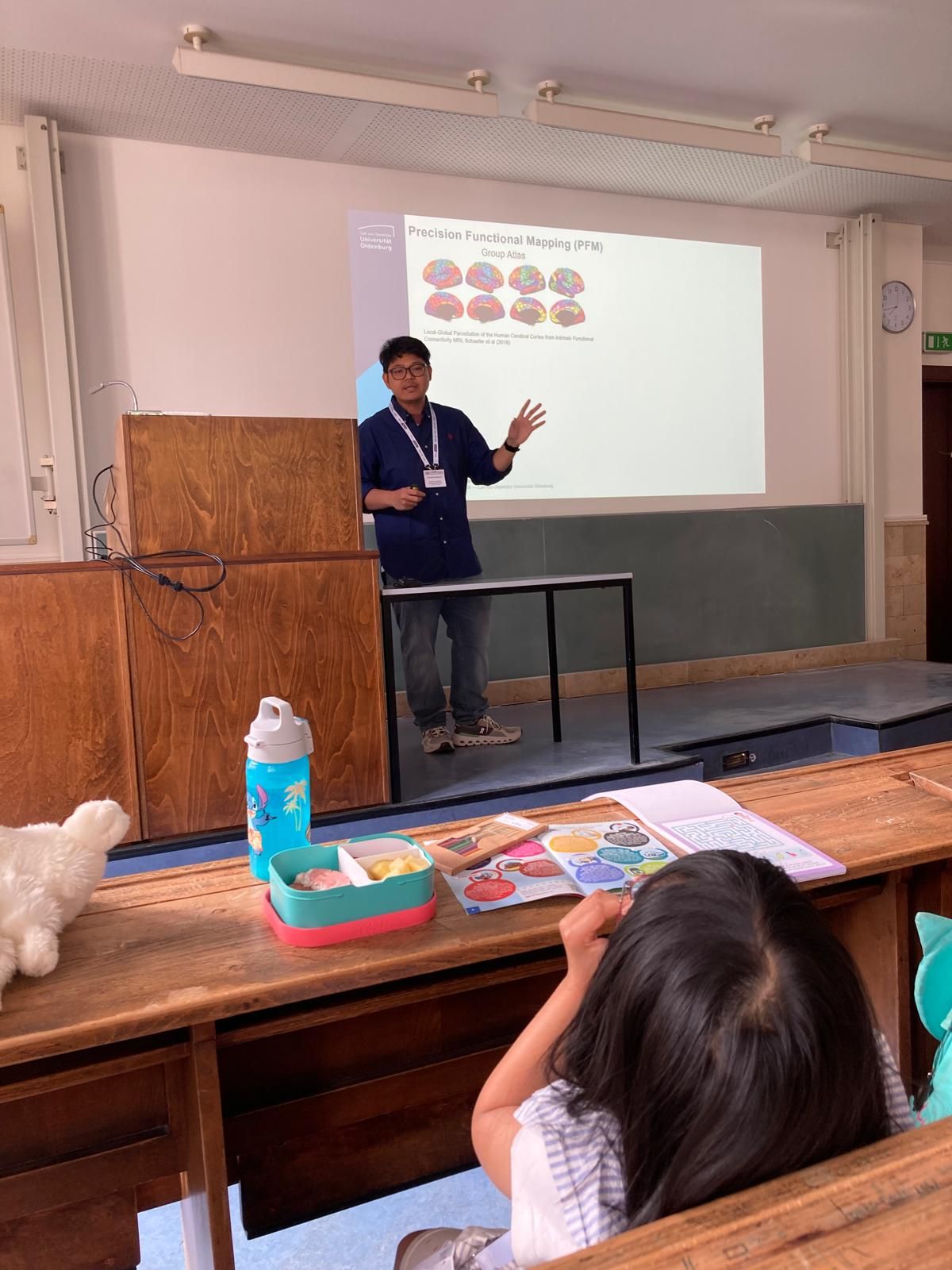 Daniel speaking at PuG